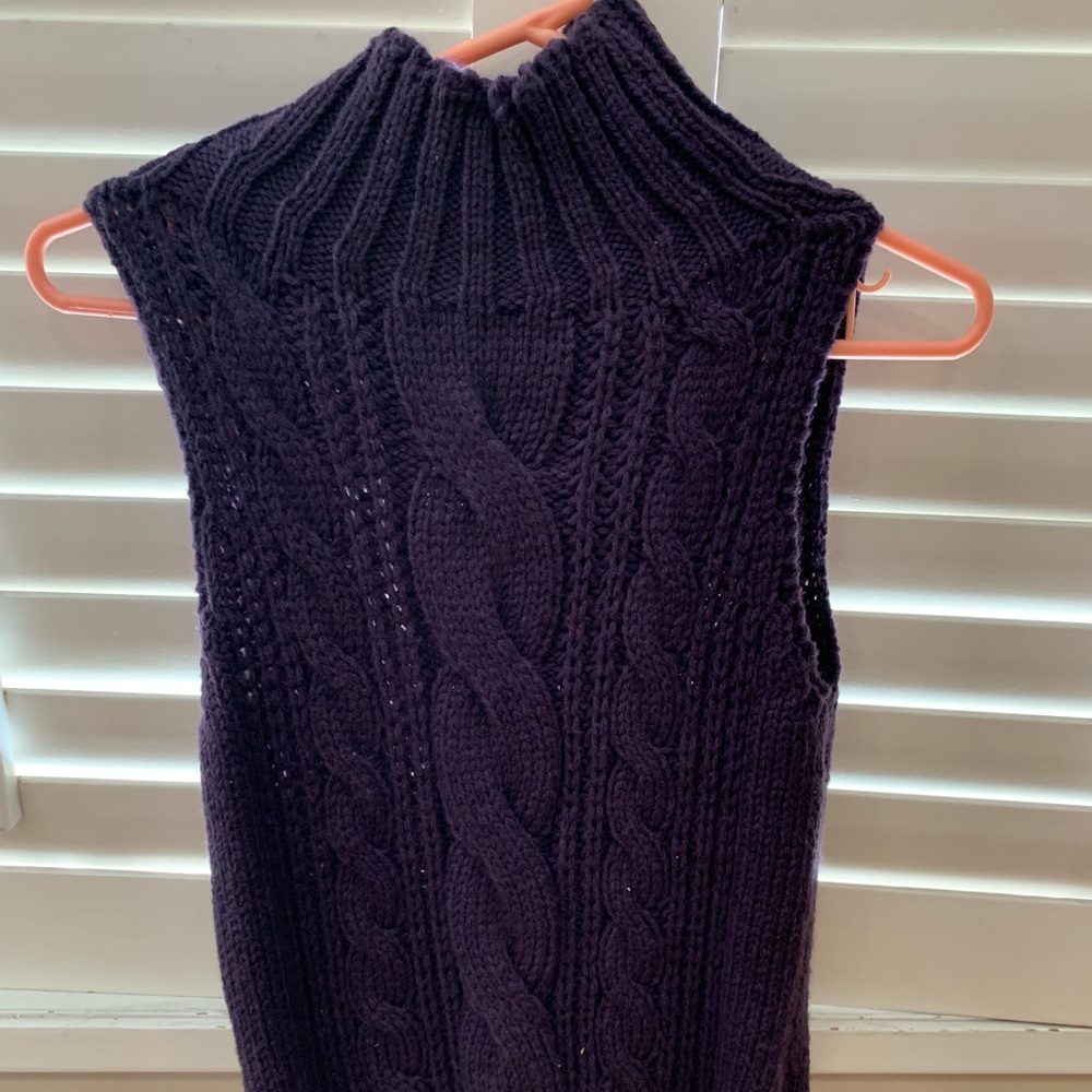 Sleeveless turtleneck, made in Italy